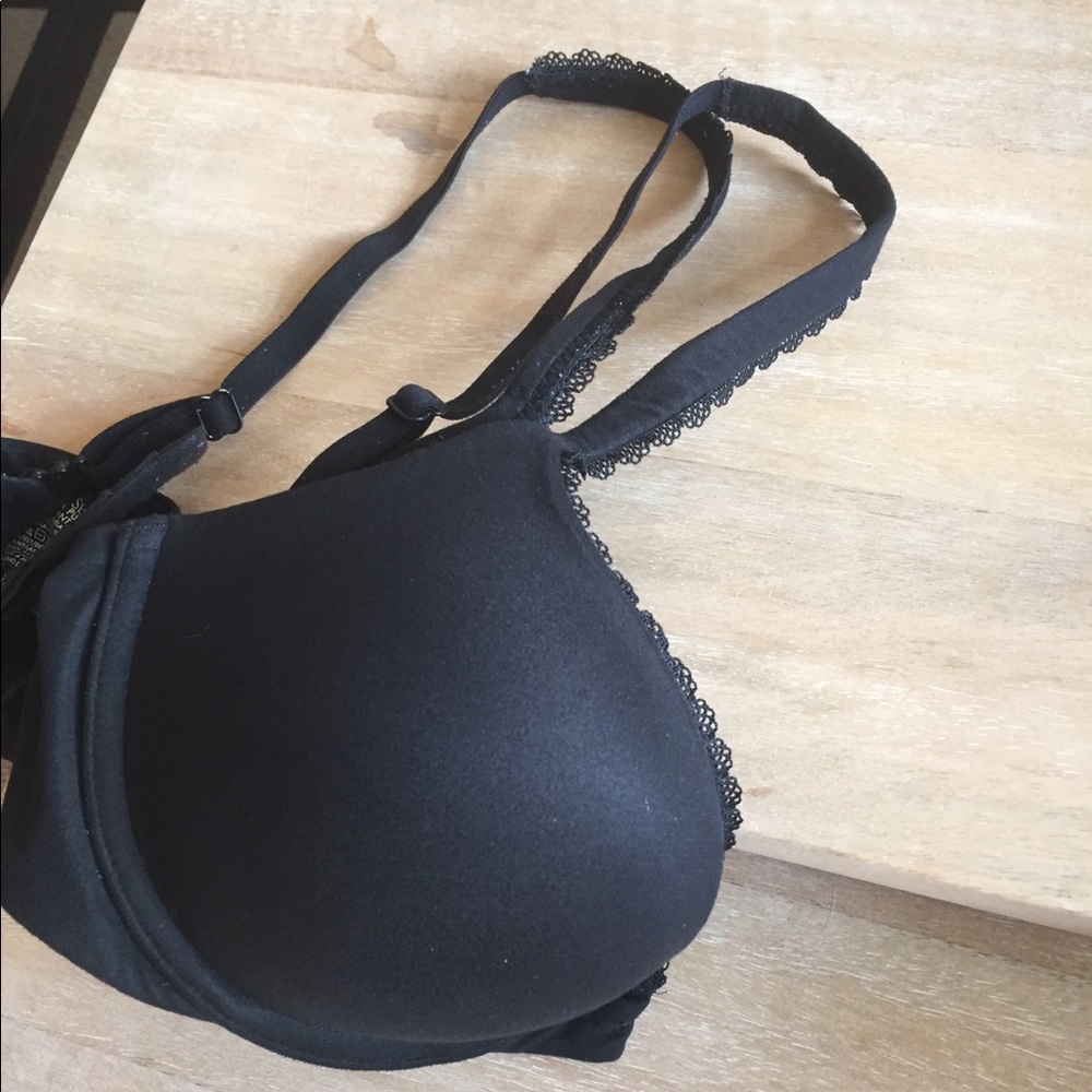 Victoria’s Secret 34C Black push up bra